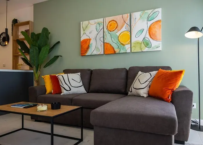 1 Bedroom Flat Completely Renovated.